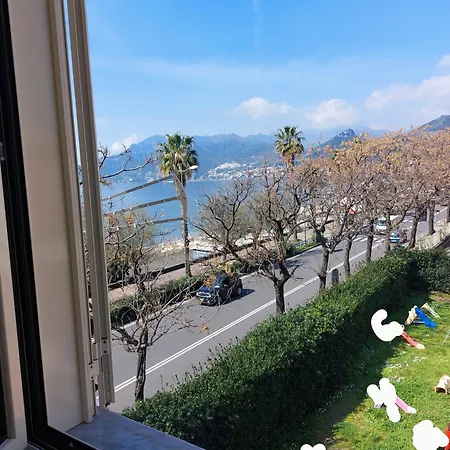 Paradiso לינה וארוחת בוקר