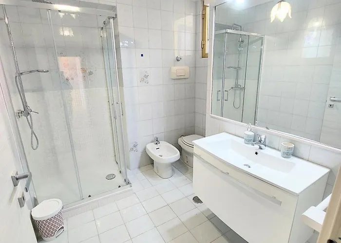 Paradiso Bed & Breakfast 3*